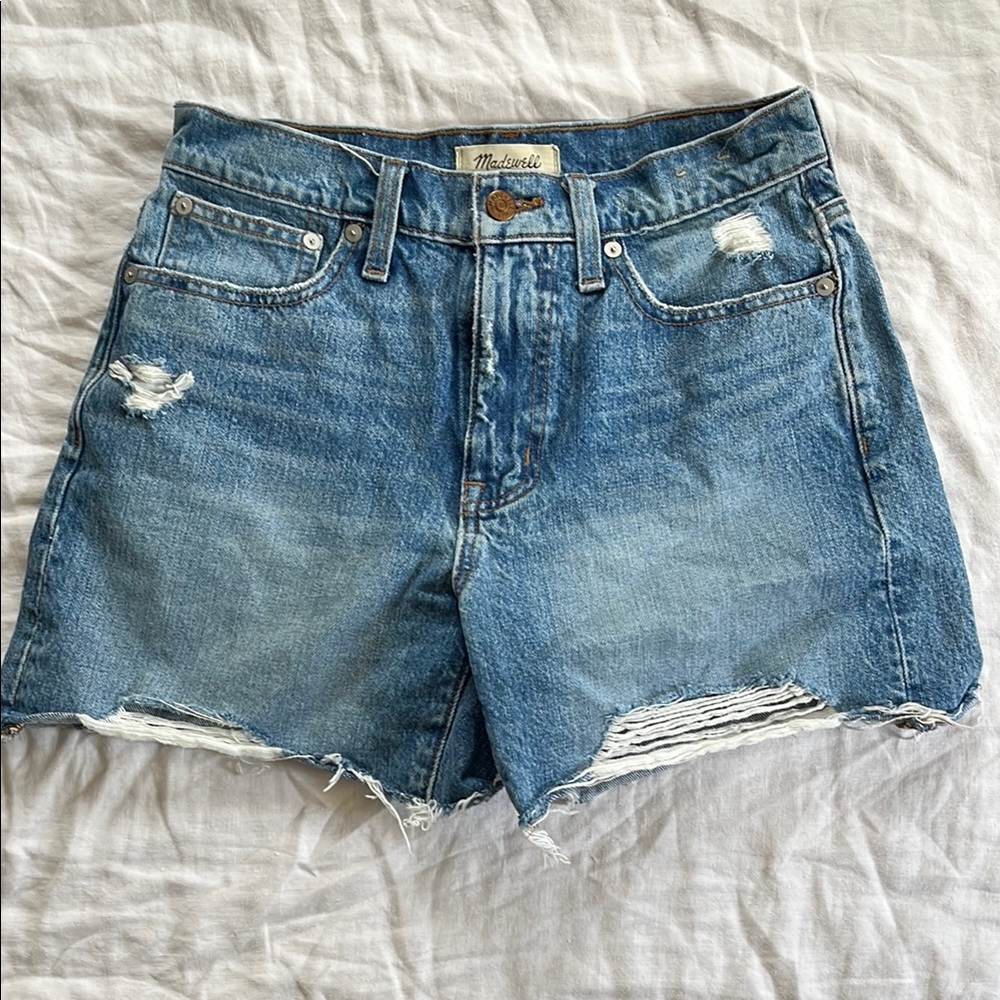 Madewell relaxed mid-length denim short